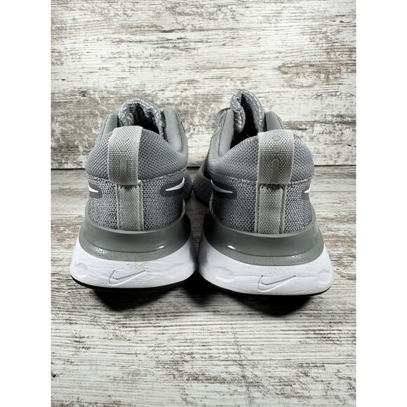 Women's Nike React Infinity Run Flyknit 2 Gray Running Shoes Sz 7.5 Athletic Gym - Picture 5 of 10